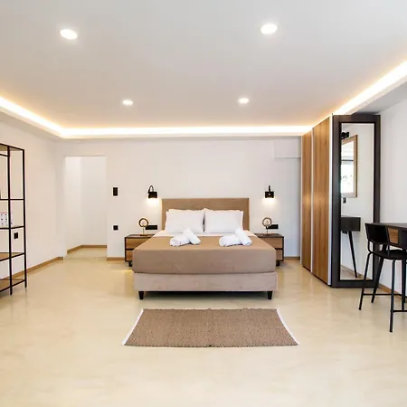 Spitaki Pool House & Spitaki Jacuzzi Deluxe 公寓 *