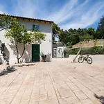Spitaki Pool House & Spitaki Jacuzzi Deluxe * Corfu (city)