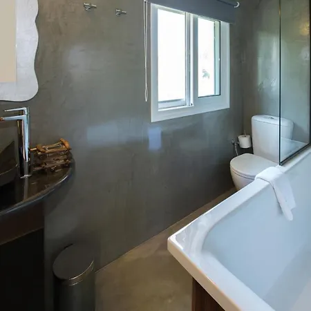 Apartment Spitaki Pool House & Spitaki Jacuzzi Deluxe *
