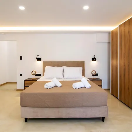 Spitaki Pool House & Spitaki Jacuzzi Deluxe Apartment Corfu (city)